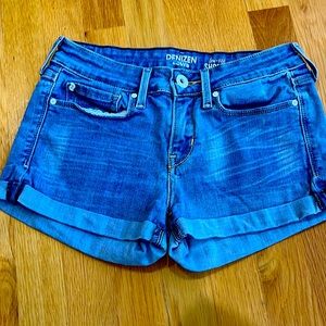 Levi’s Women’s Size 3 Jean Shorts